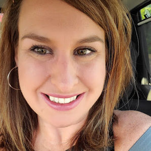 Meet your Posher, Brandi